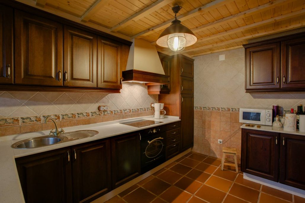 Cocina equipada Casa Rural A Avoa María