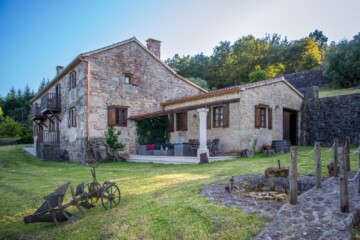 porche exterior casa rural avoa maria